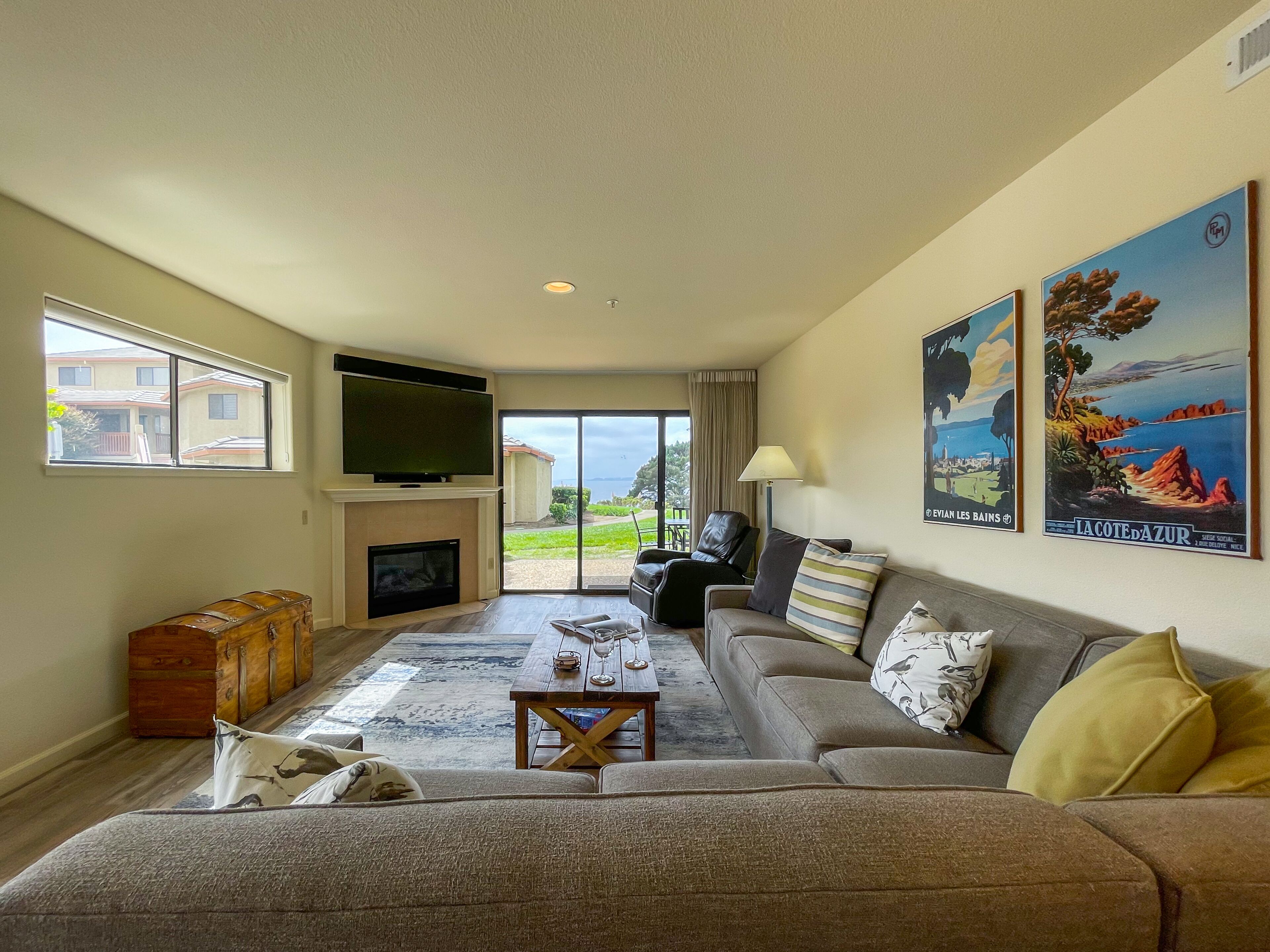 Beautiful Seascape Resort condo steps from the beach and pool!