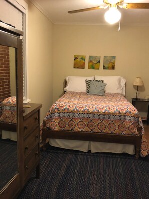 4 habitaciones, tabla de planchar con plancha y wifi gratis 