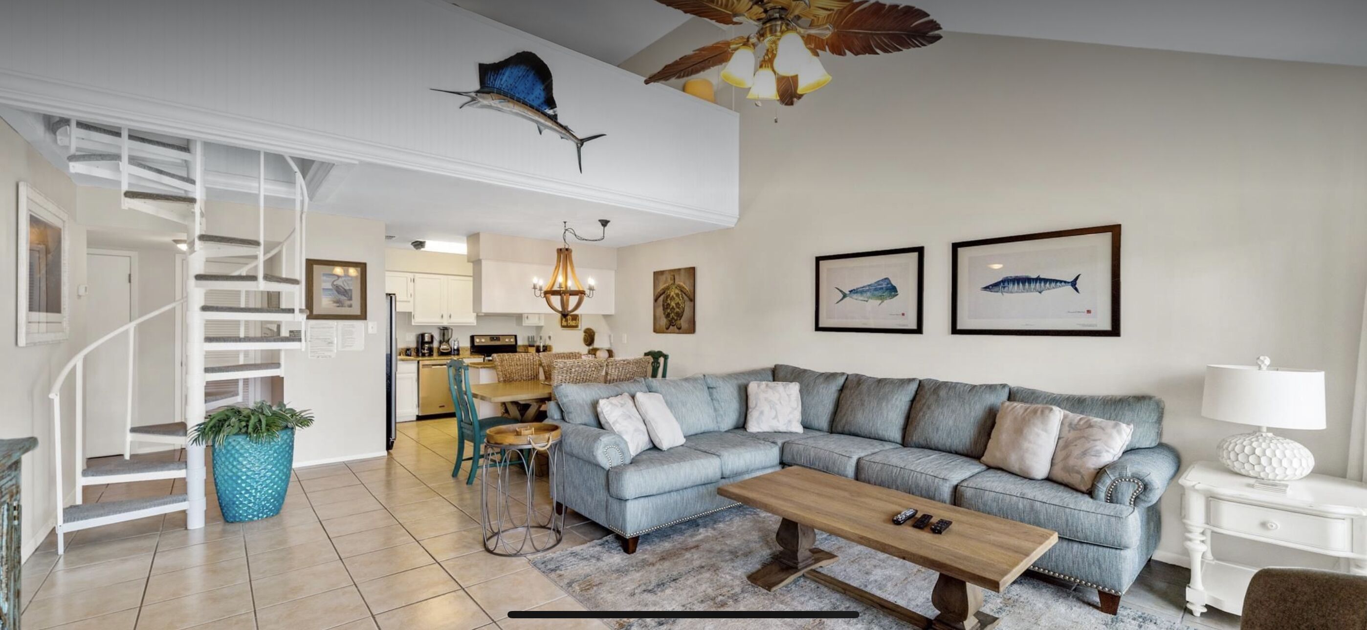 Beautiful Coastal Retreat! Two bedrooms plus loft. Sleeps 8. Boats Welcome!