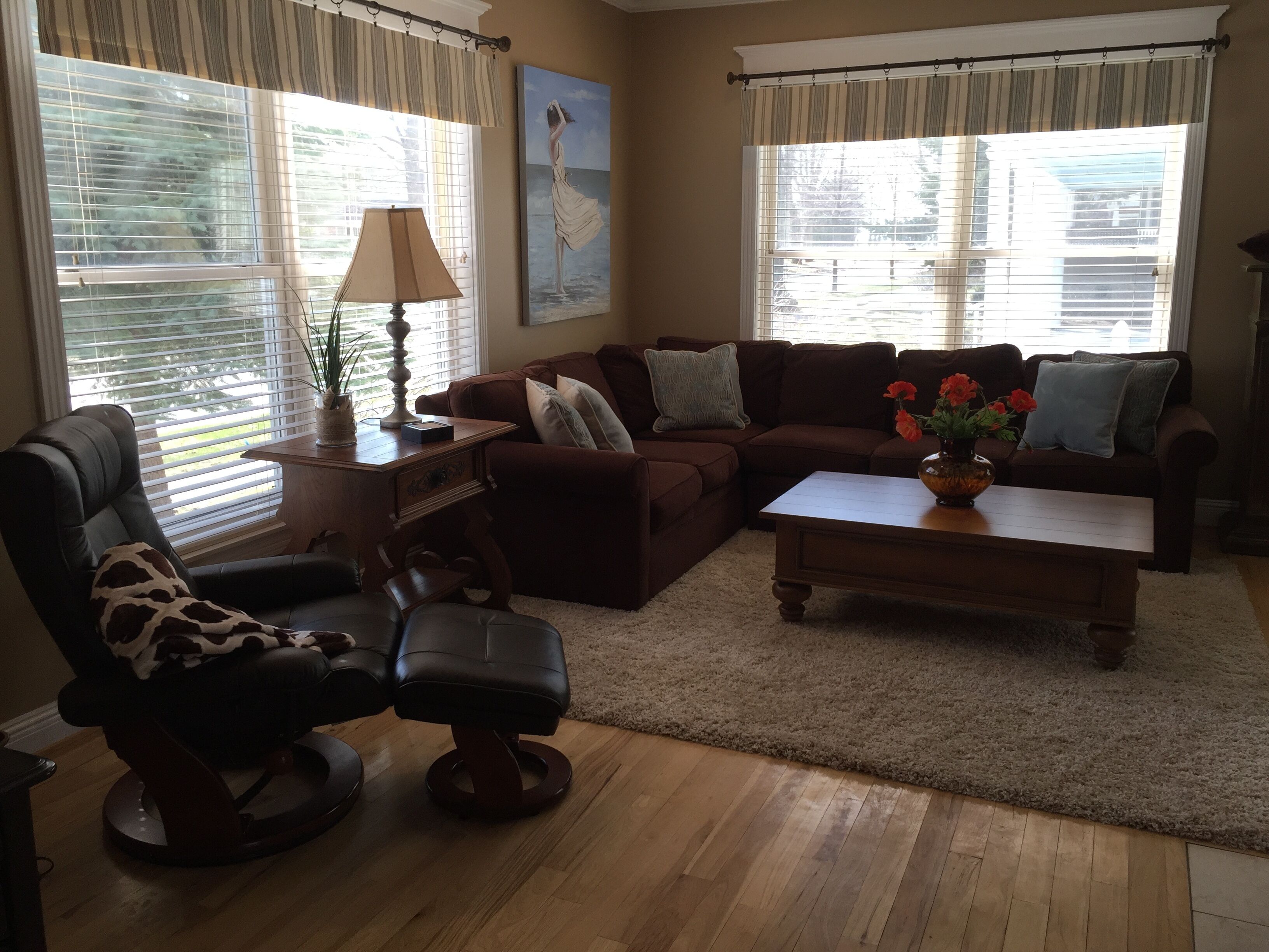 Steps To The Beach & 2 Blocks To Downtown Frankfort - Sleeps 10-11