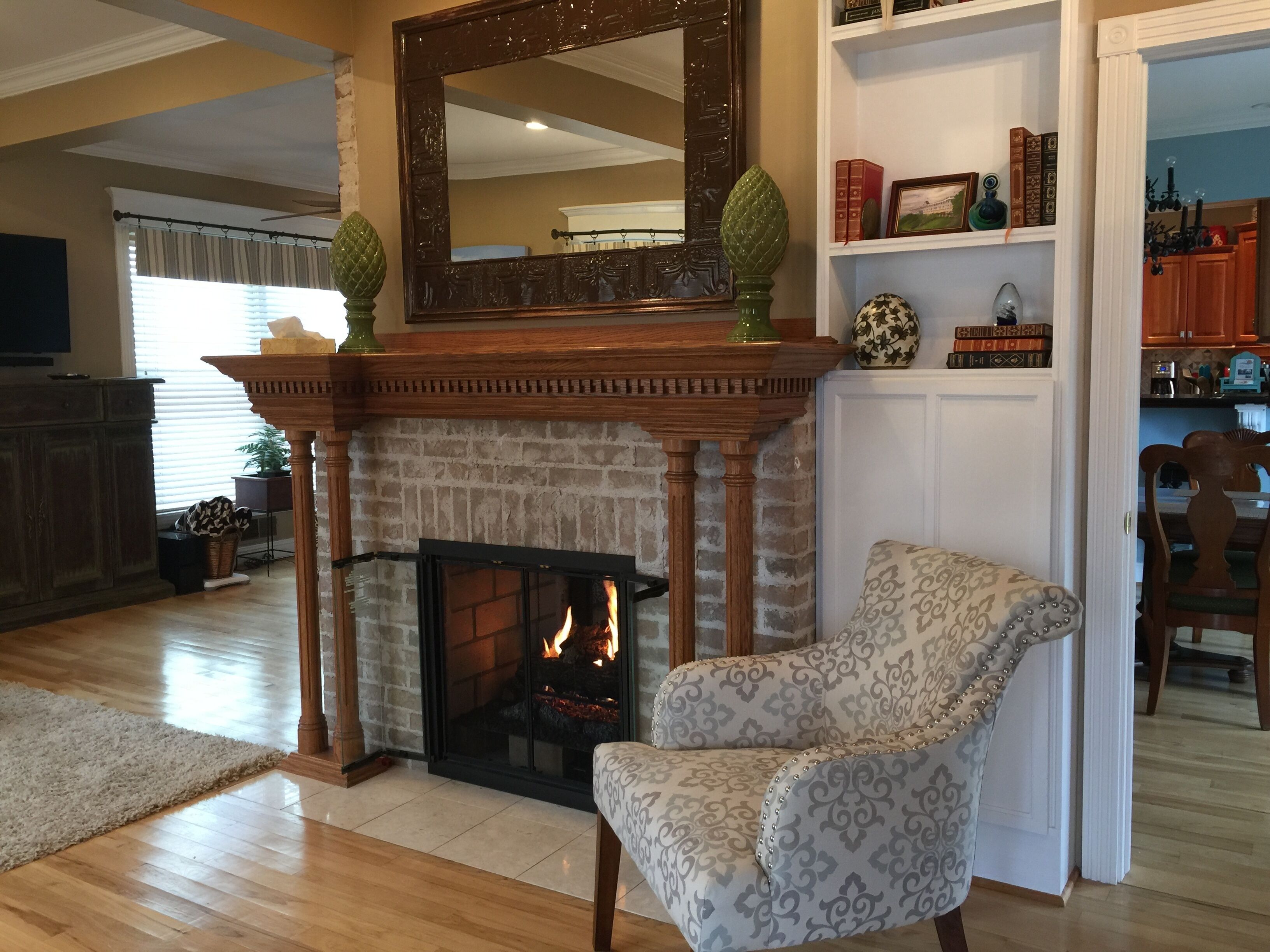 Smart TV, fireplace, video games, DVD player