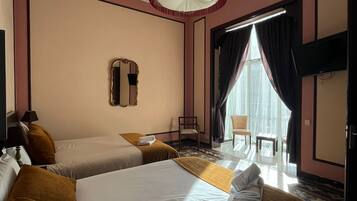 3 slaapkamers, een kluis op de kamer, een strijkplank/strijkijzer