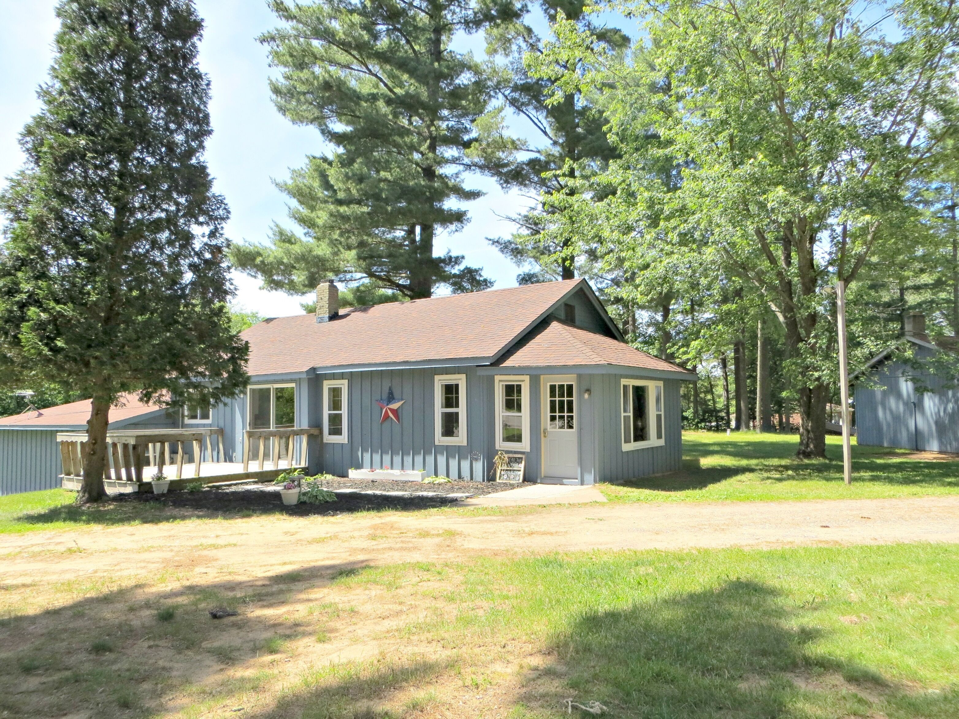 Waterfront vacation rental in Three Lakes!