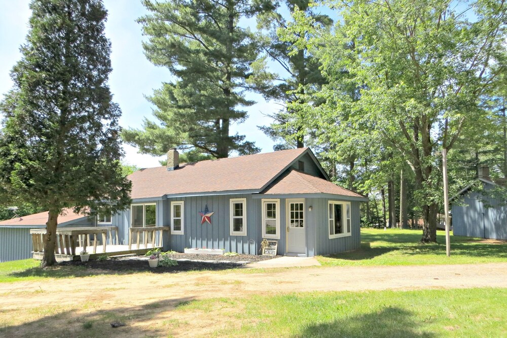 Waterfront vacation rental in Three Lakes!