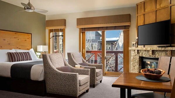 3 bedrooms, iron/ironing board, WiFi, bed sheets - HYATT Main Street Station 3 Bed/3 Bath Sleeps 10! 2 Bedroom PLUS Studio (Breckenridge)