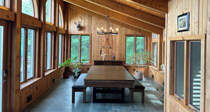 VRFLX Canandaigua View | Pool & Hot Tub