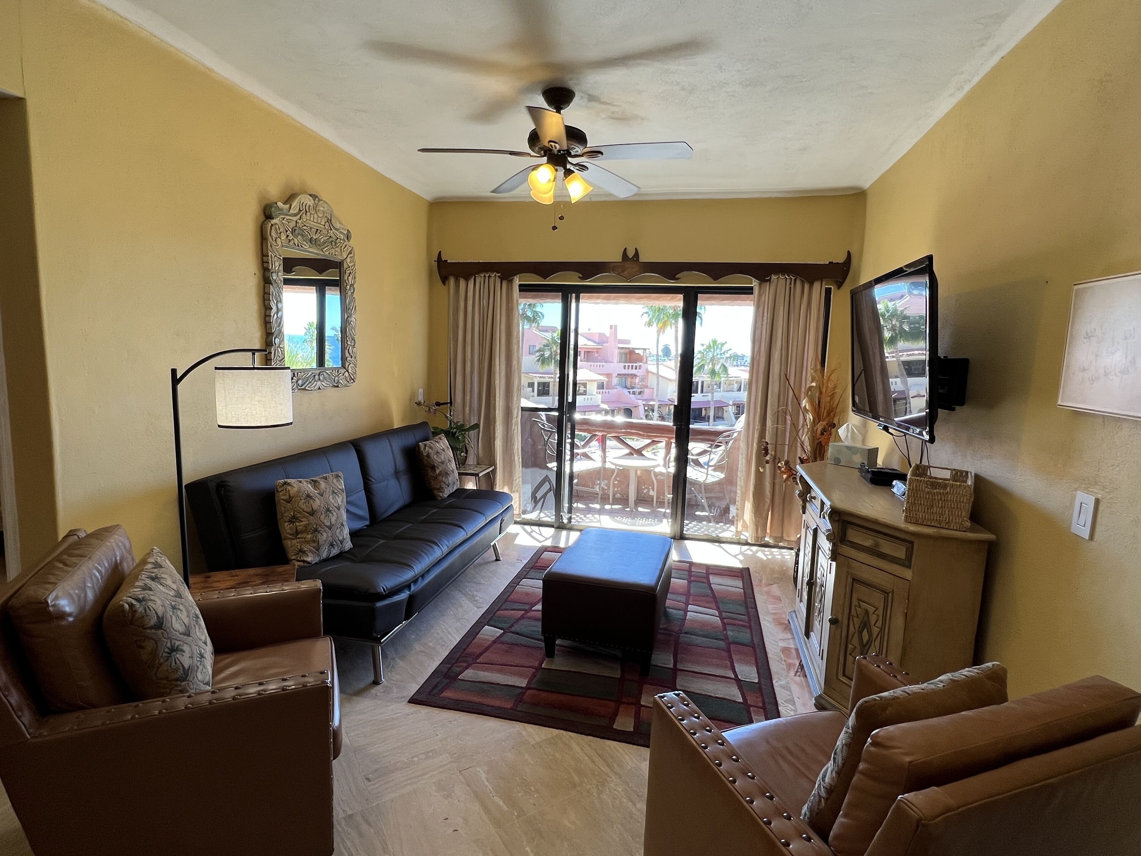 2 Bdrm/2 Bath Oceanfront Rocky Point Condo, 4 Hr. Drive from Phoenix