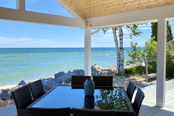 Welcome to Your Oscoda Oasis!