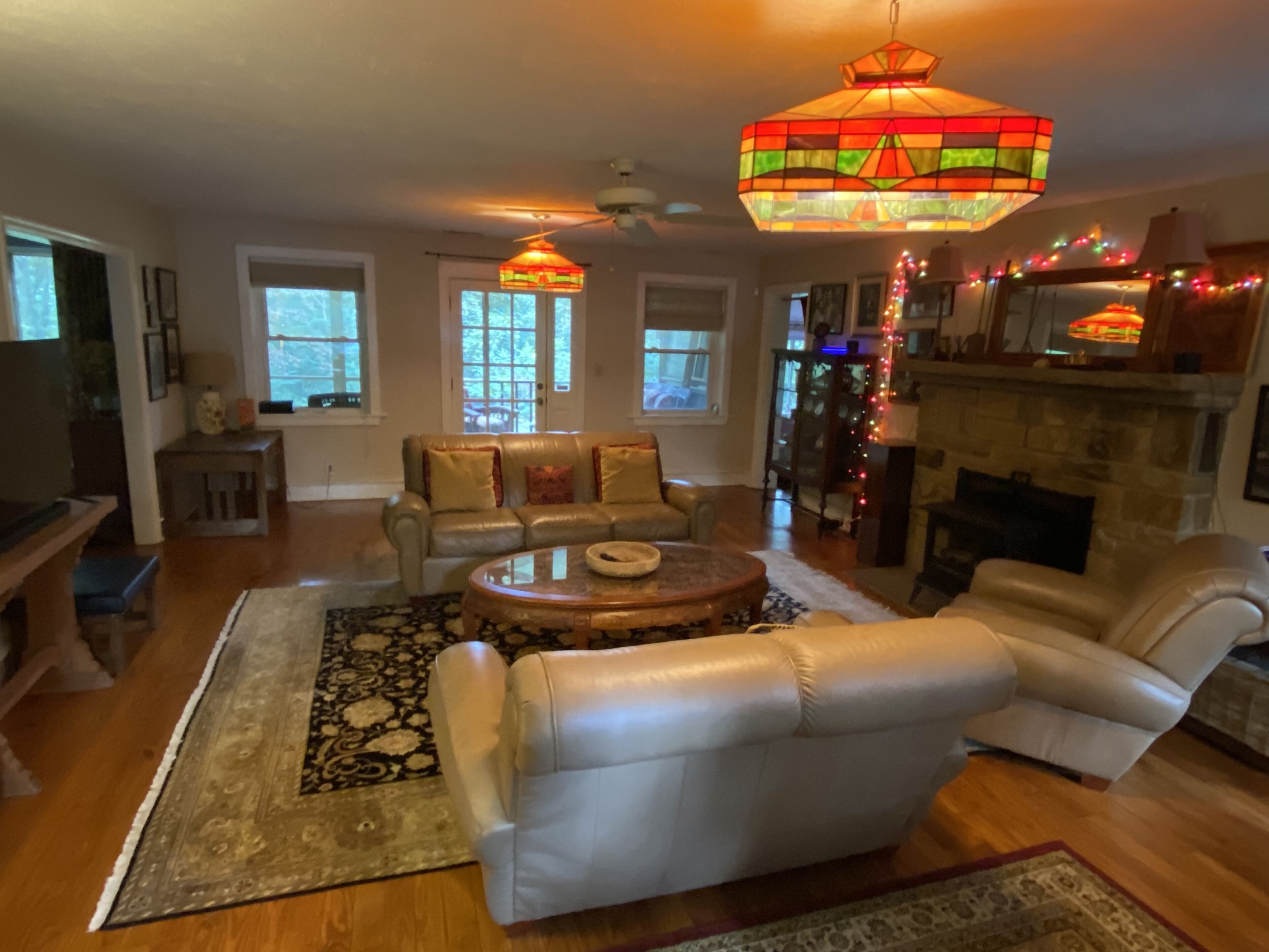 Large private Monte Sano mountain Bungalow Sleeps 7-9