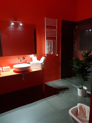 Junior Suite | Bathroom