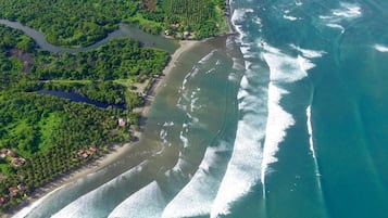 In StrandnĂ€he, StrandtĂŒcher