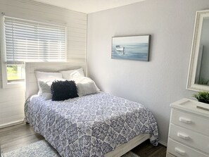 4 bedrooms, iron/ironing board, travel crib, free WiFi