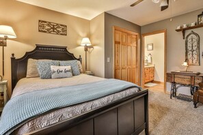 Unclassified image, 4 of 33, button