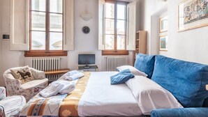 Unclassified image, 5 of 37, button - Duomo Cosy Loft in the Florence Center (Florence)