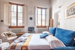 Apartment, 1 Schlafzimmer | 1 Schlafzimmer, individuell eingerichtet, Schreibtisch
