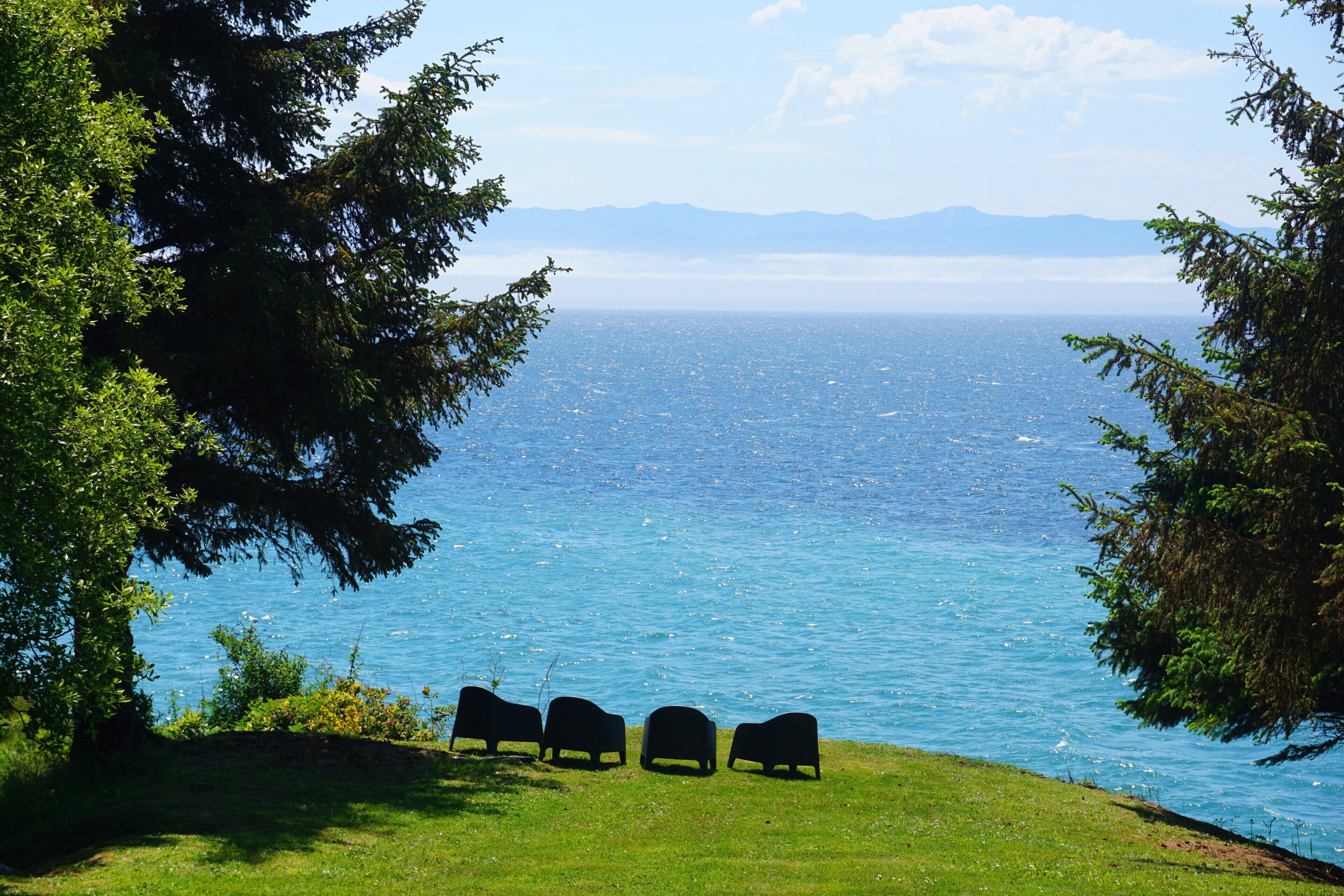 Contemporary Oceanfront Cottage Offering Private Beaches, Trails and