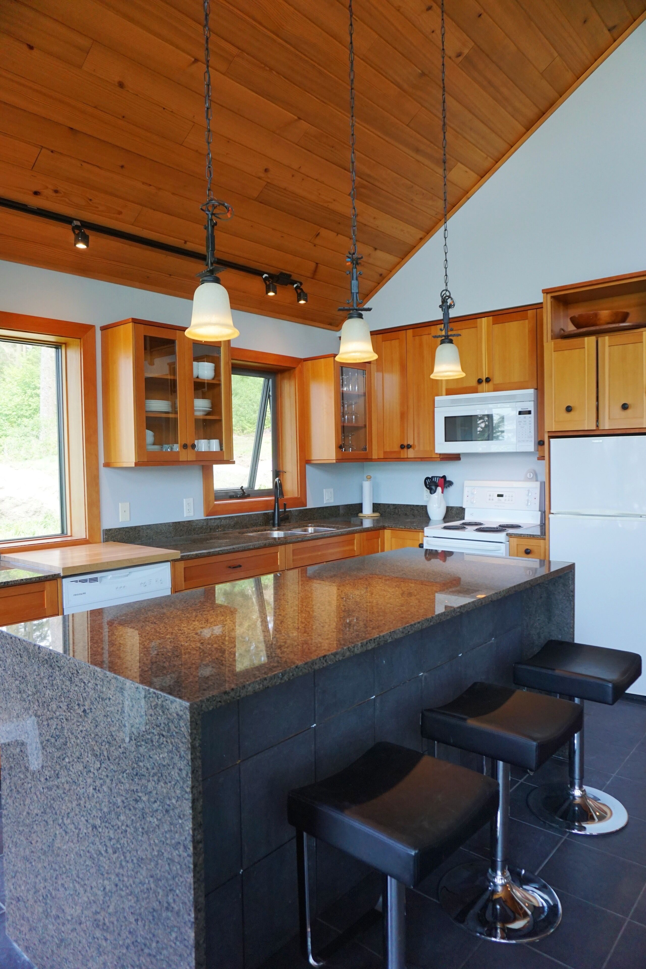 Contemporary Oceanfront Cottage Offering Private Beaches, Trails and Gardens