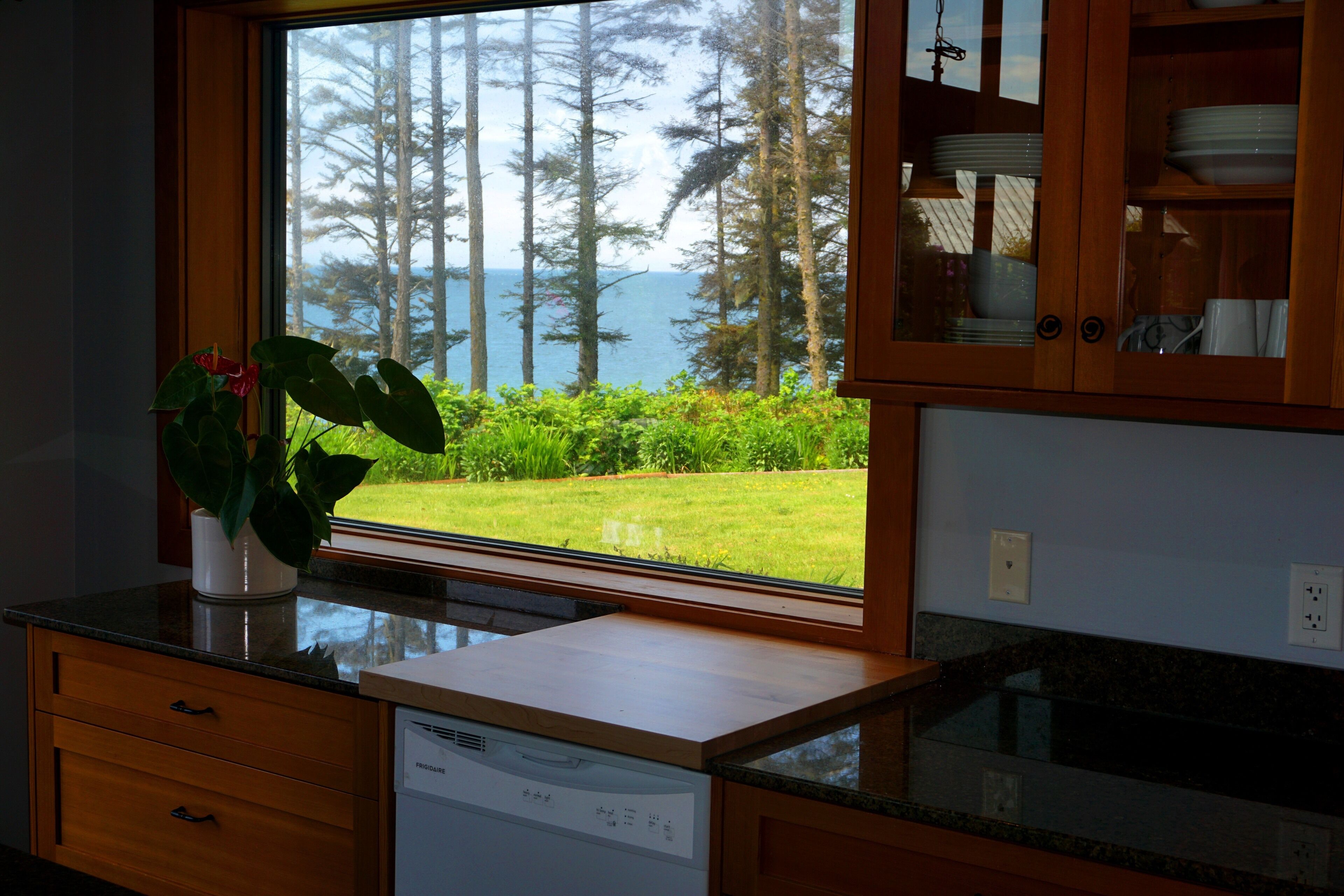 Contemporary Oceanfront Cottage Offering Private Beaches, Trails and Gardens