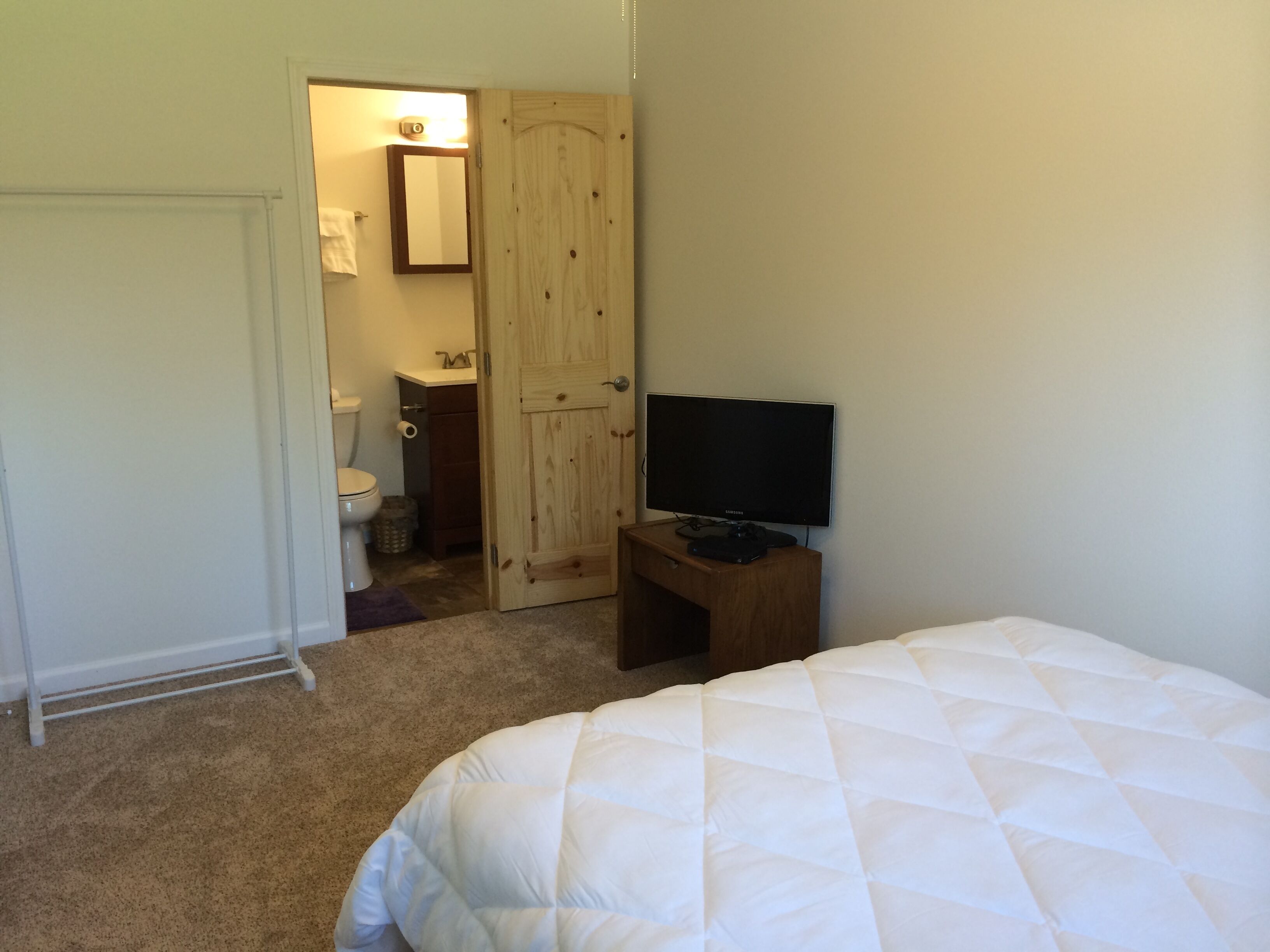 Kasilof B&B - Little Bear's Cave Room