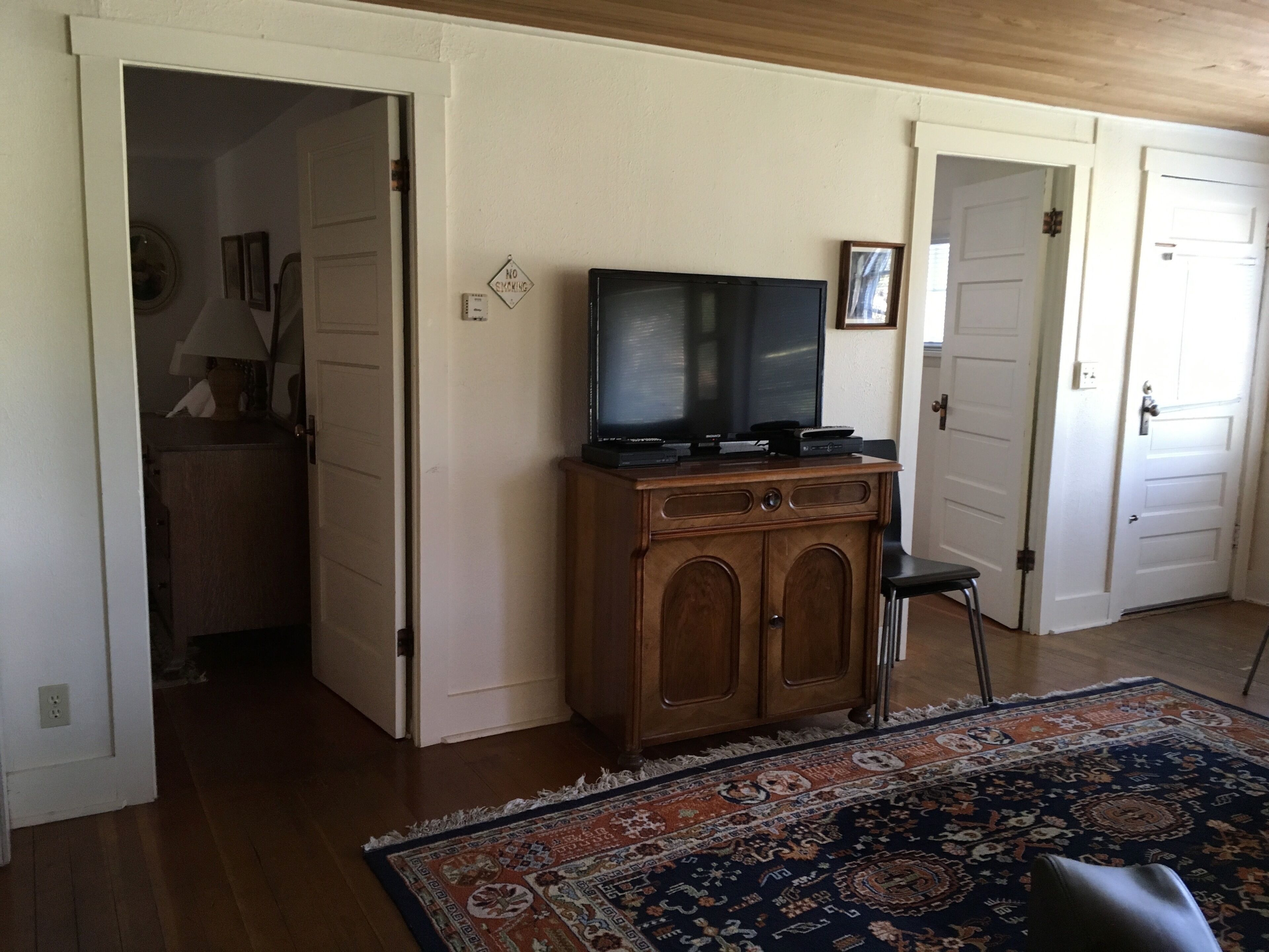 In the center of town with views of Longs Peak