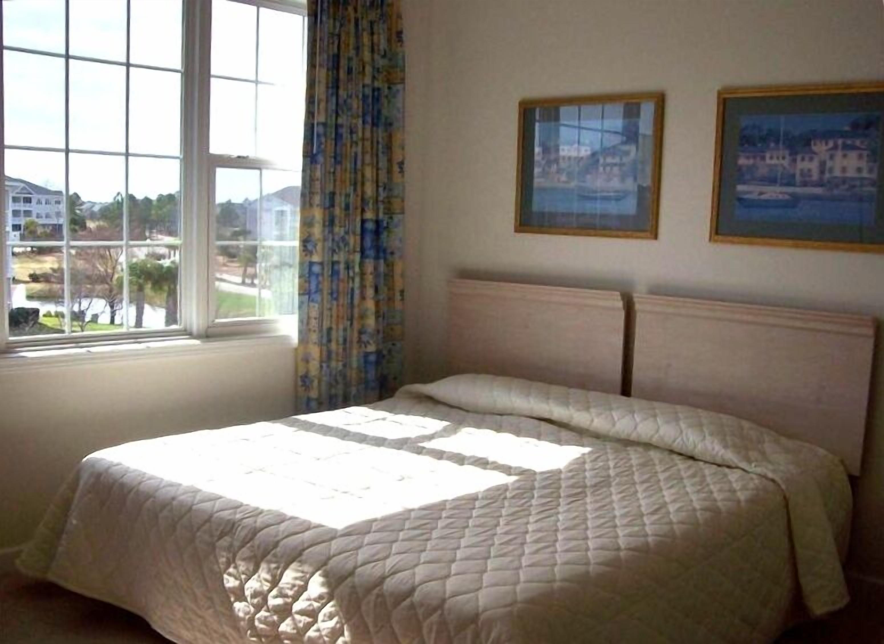 Golf, Sun, Fun - Very Reasonable - Barefoot Resort & Golf,Wifi