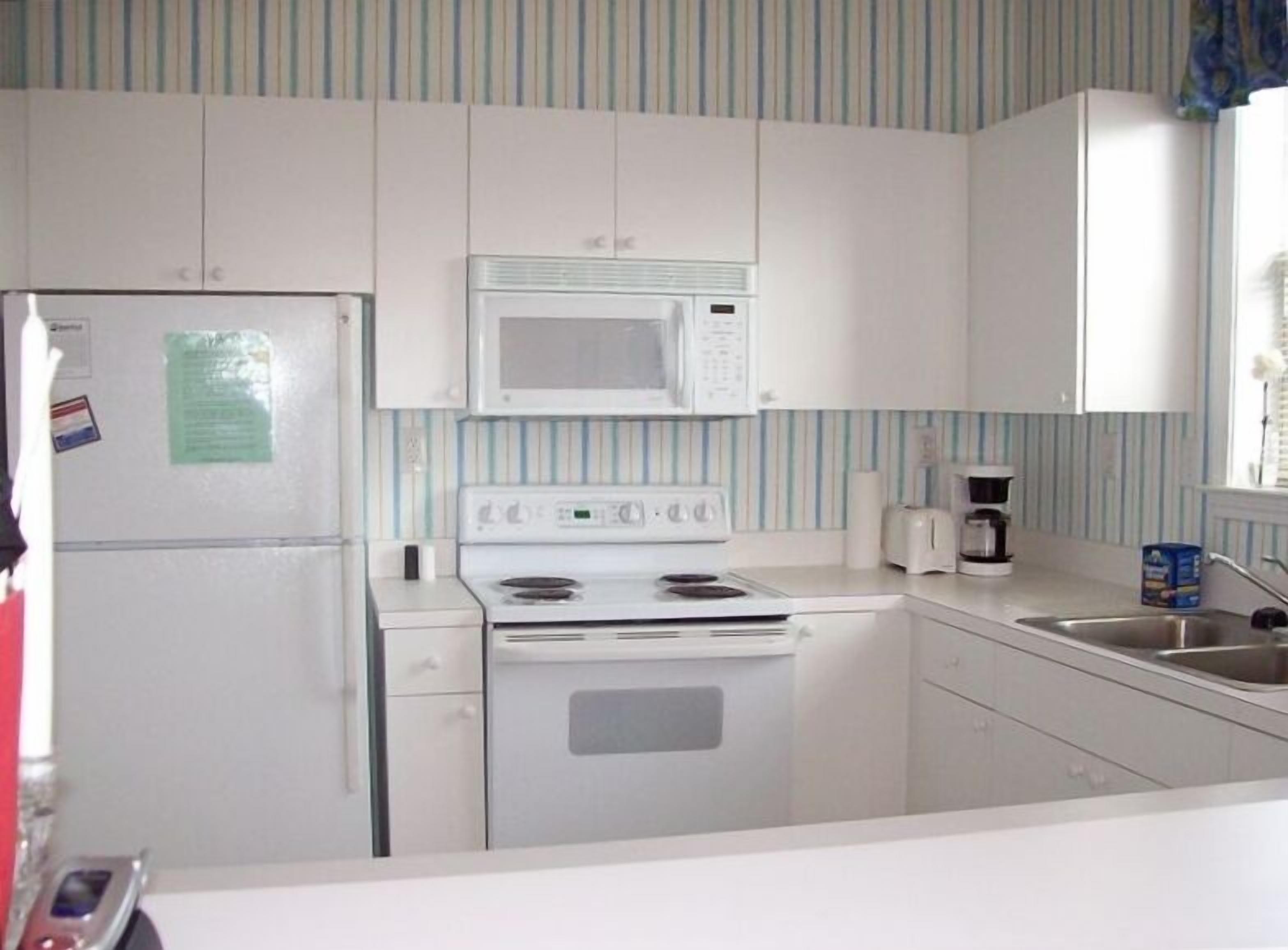 Golf, Sun, Fun - Very Reasonable - Barefoot Resort & Golf,Wifi