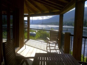 Property grounds - Beautiful Waterfront Cabin on Kootenay Lake (Procter)