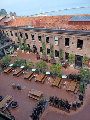 Restauration extérieure