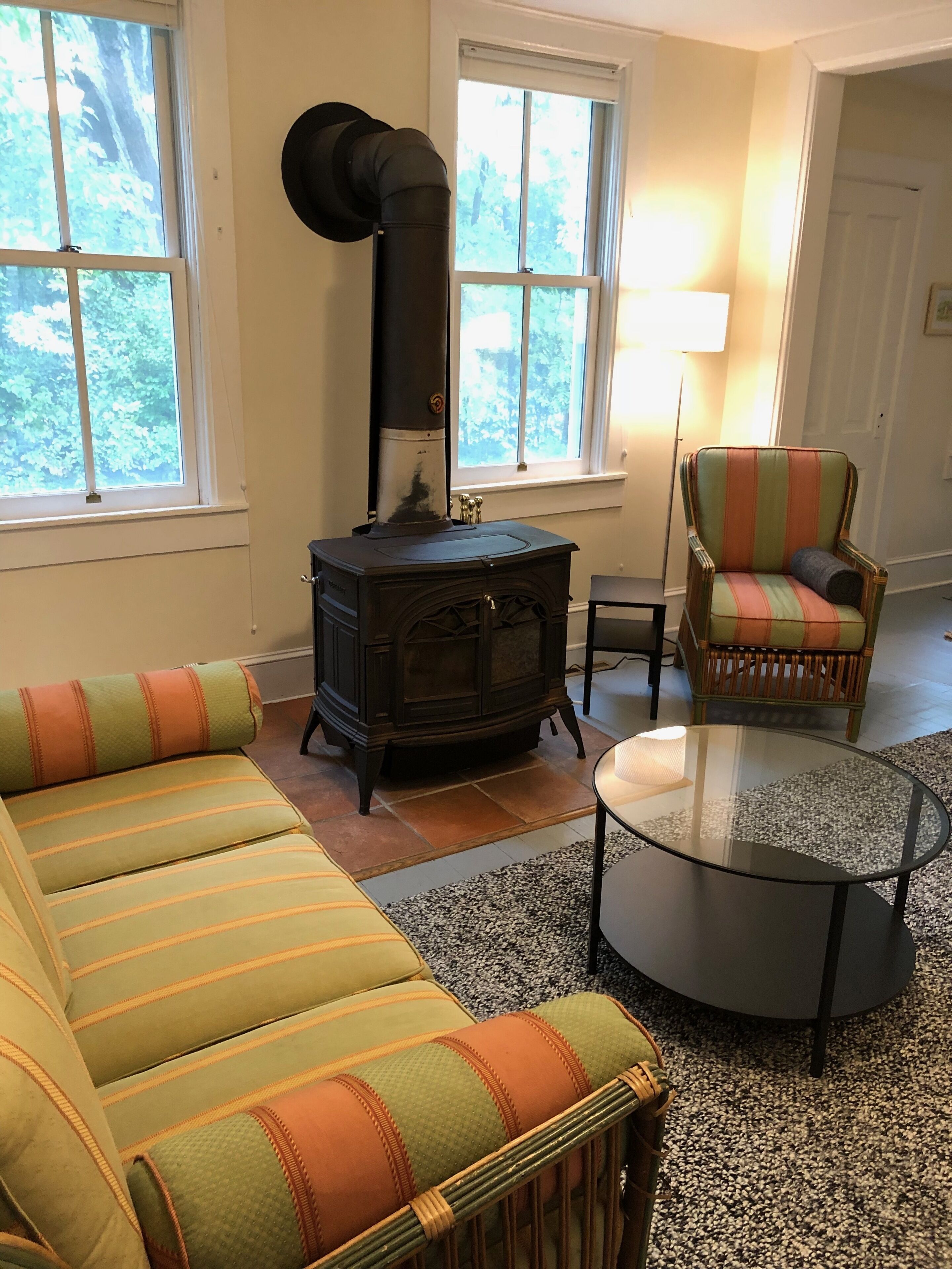 10 acre farm with a cute farmhouse in Afton, short walk to Afton State Park