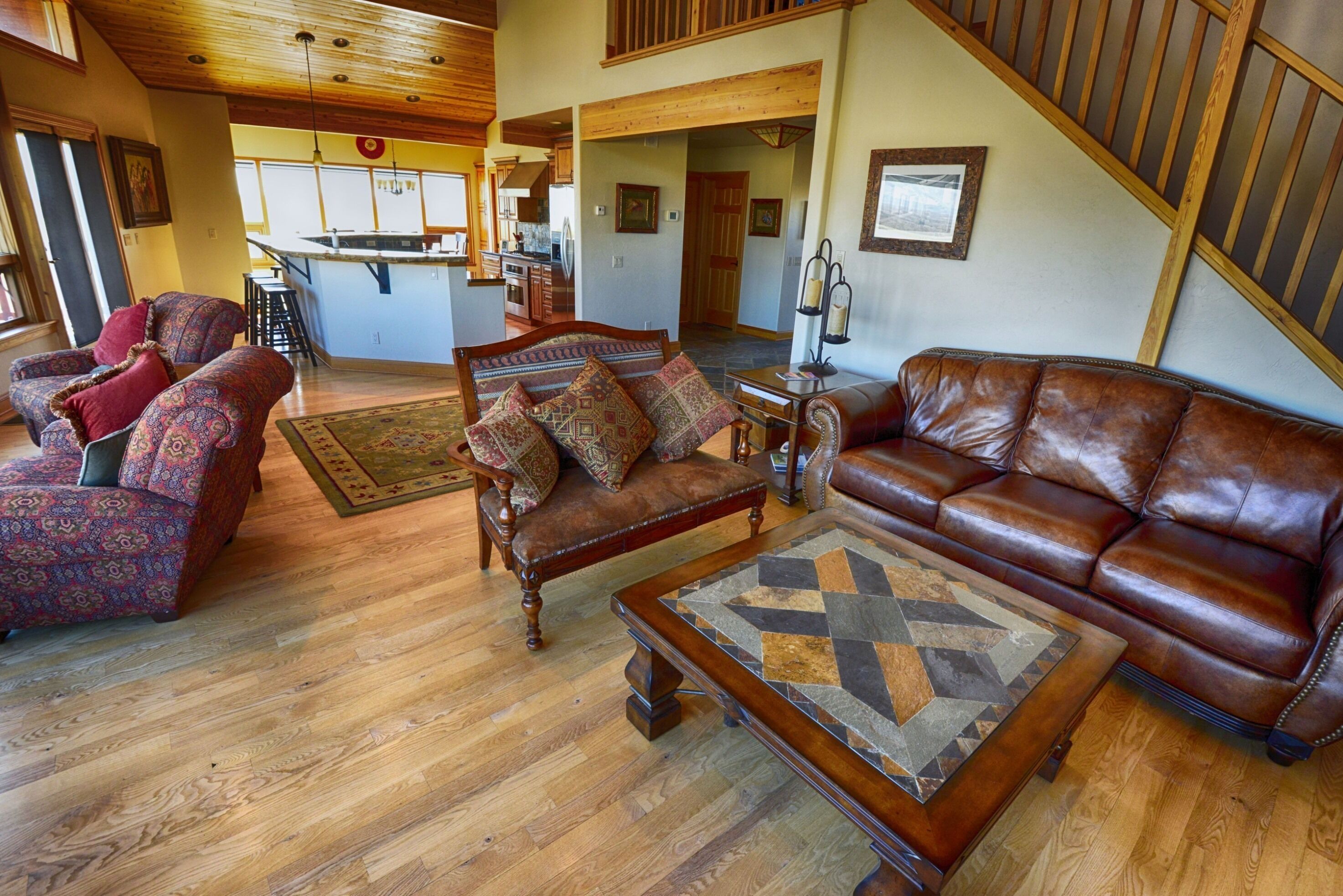 Rustic, Elegant Mountain Residence Close To The Best Fly Fishing In Montana.