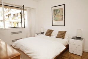 1 habitación y caja de seguridad en la habitación 