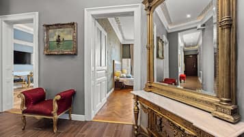 Penthouse Cao cấp, quang cảnh biển | 4 phòng ngủ, bàn, phòng cách âm, bàn ủi/dụng cụ ủi quần áo