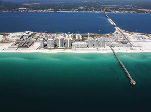 On the beach - Sunset Terrace-Gulf Front Home with Private Beach Crossover No pets (Navarre)