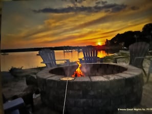 Property grounds - Pottery Barn Beach House - Featured in “So-RI” magazine! Video Tour Available (Narragansett)