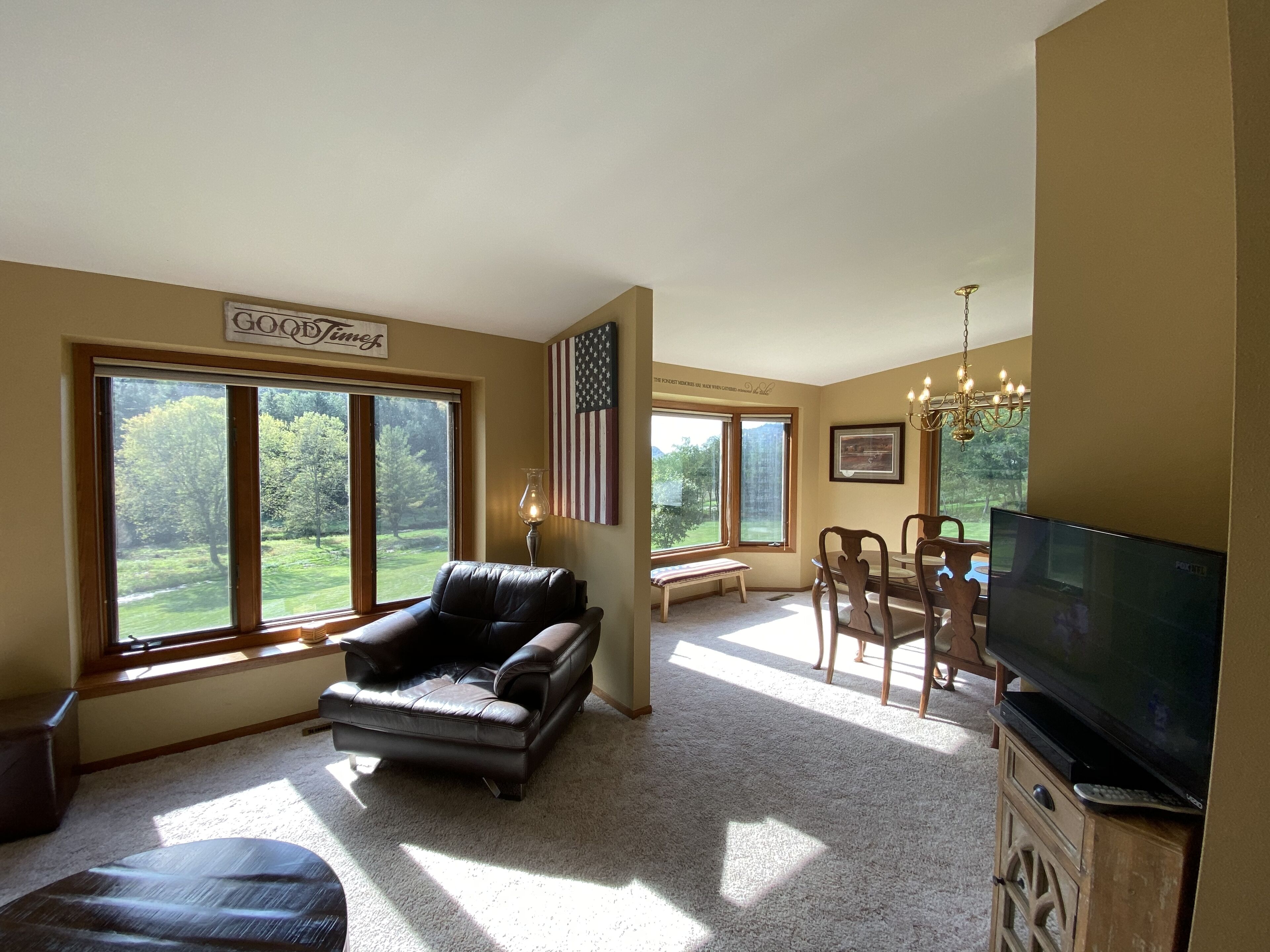 Secluded, Romantic, Family Friendly And Cozy, Last House In The Valley.