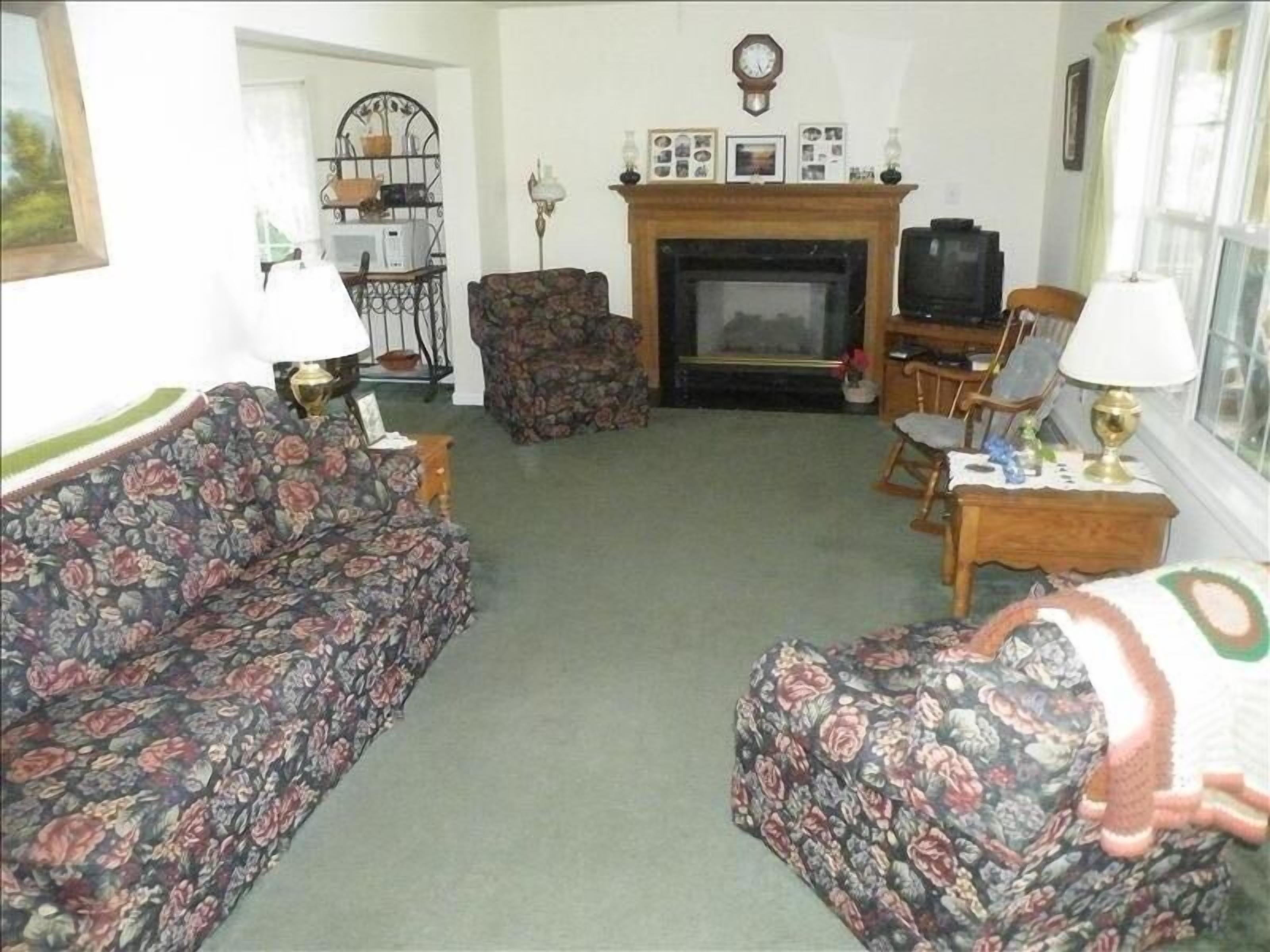 KEZAR LAKE WATERFRONT.   Fryeburg Fair & Fall Foliage Spectacular Views