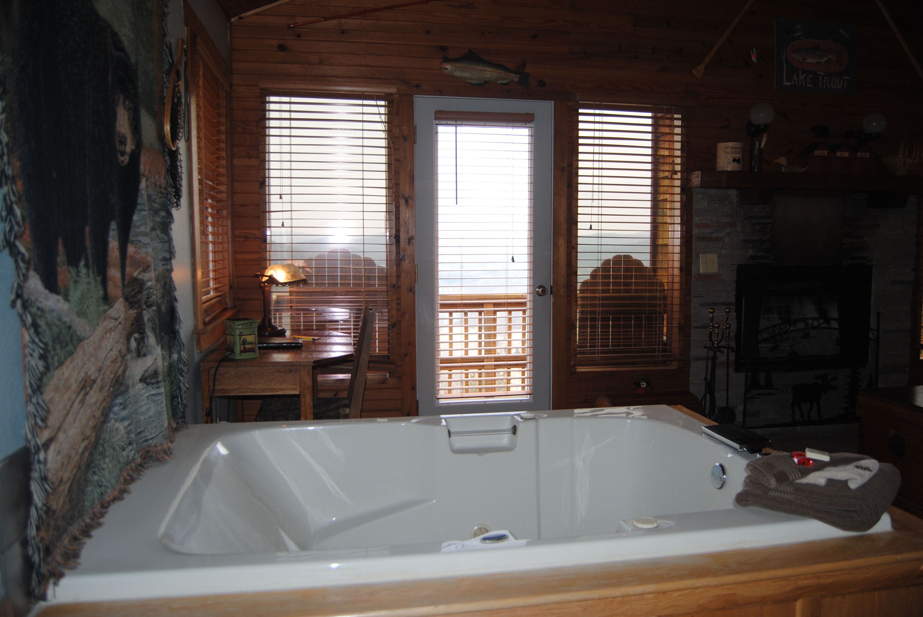 Can-U-Canoe The Minnow Bucket