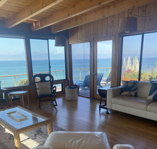 Oceanfront Home, Stone Steps Beach Access, Jacuzzi on Oceanfront Deck