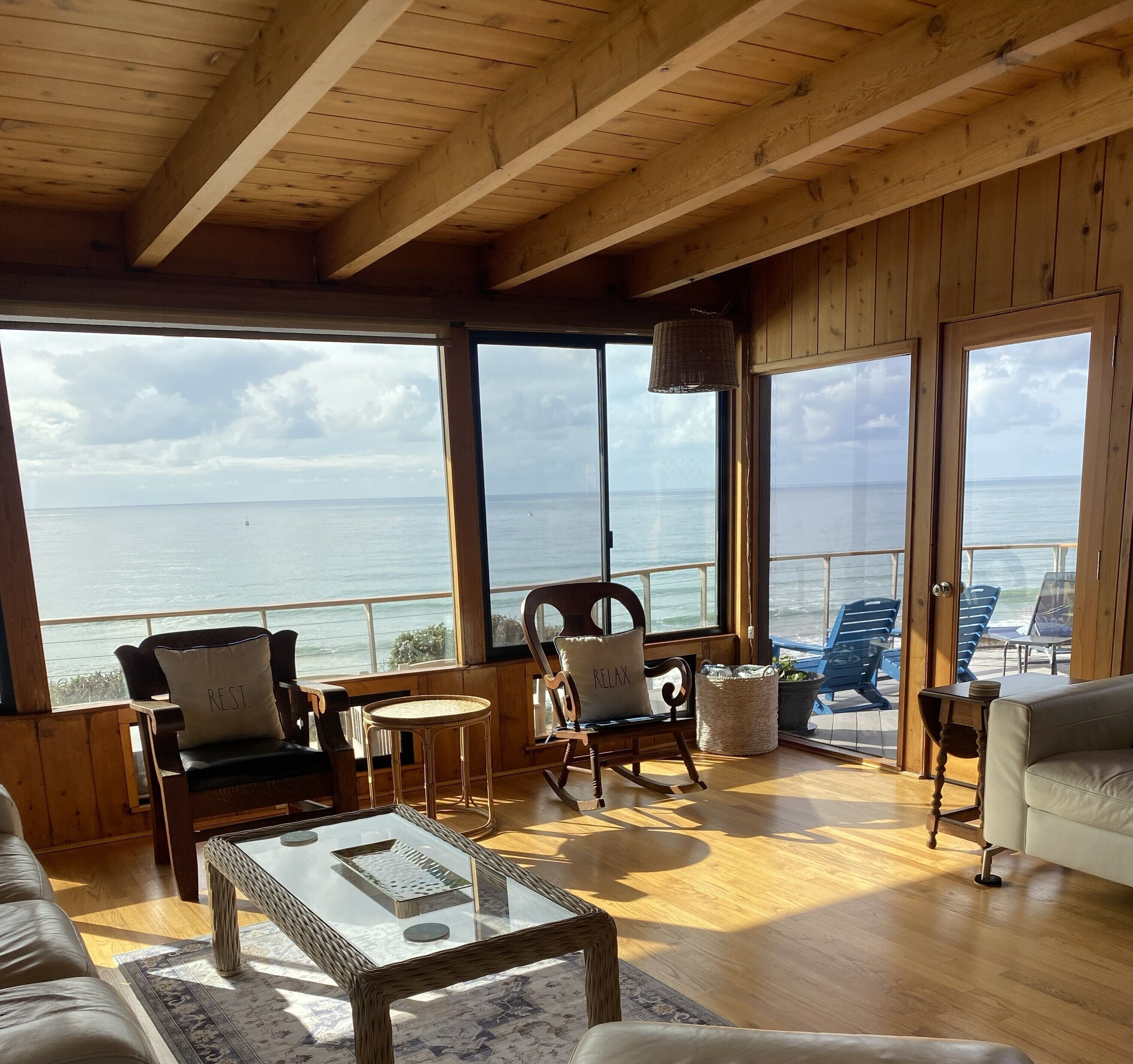 Smart TV, fireplace, DVD player, music library