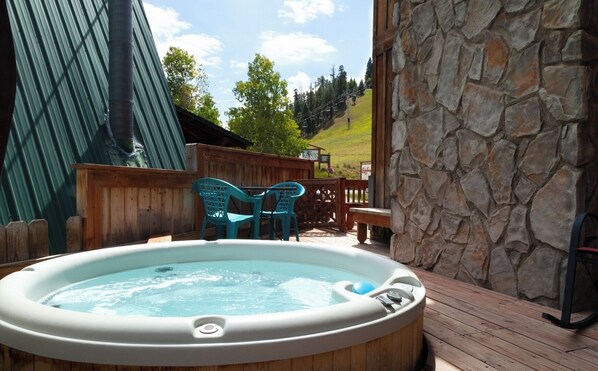 Baignoire à remous extérieure