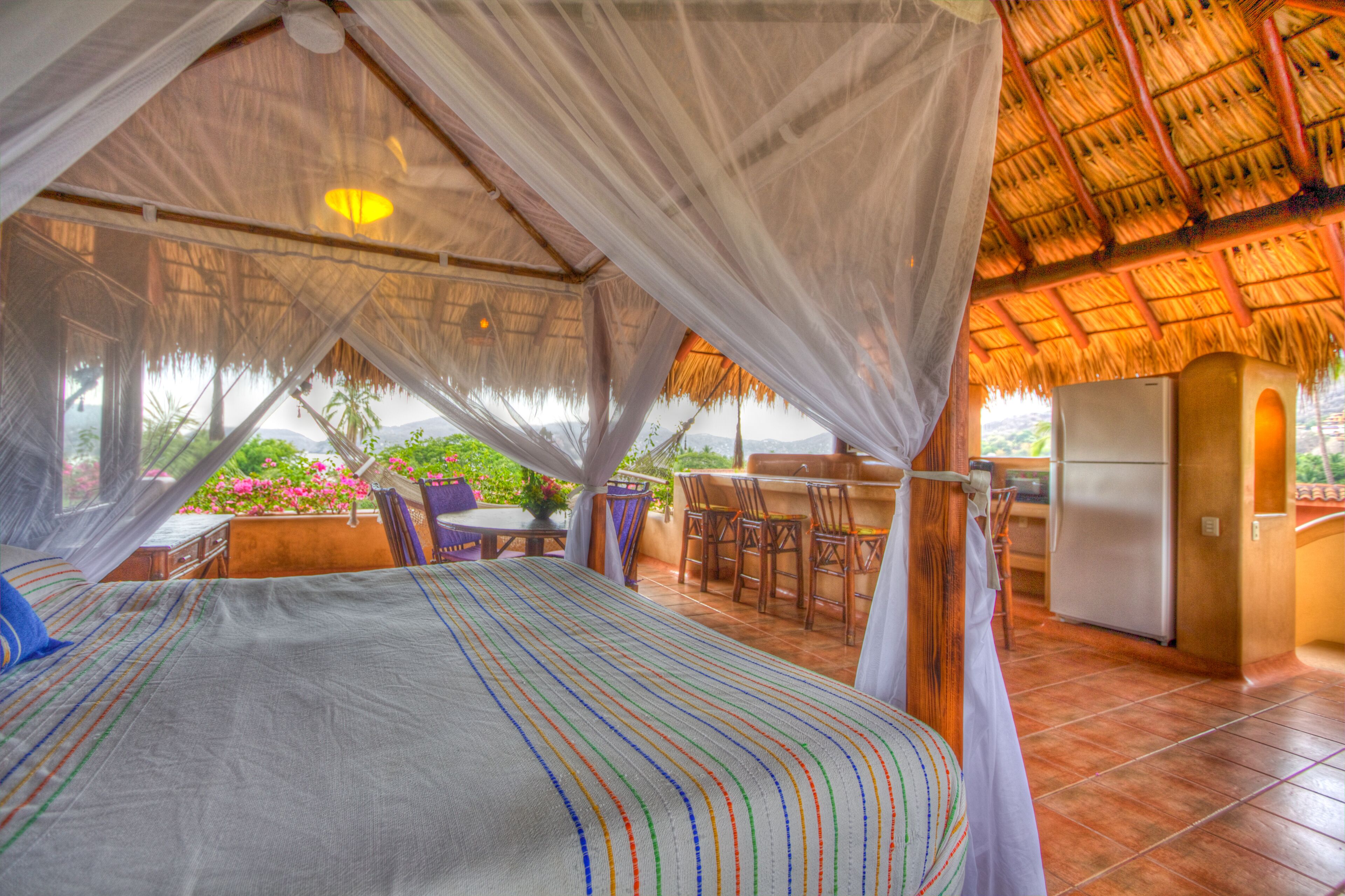 Villas Los Arcos - El Bamboo Penthouse Palapa