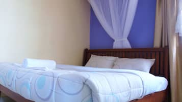 Chambre Simple | Wi-Fi gratuit, draps fournis