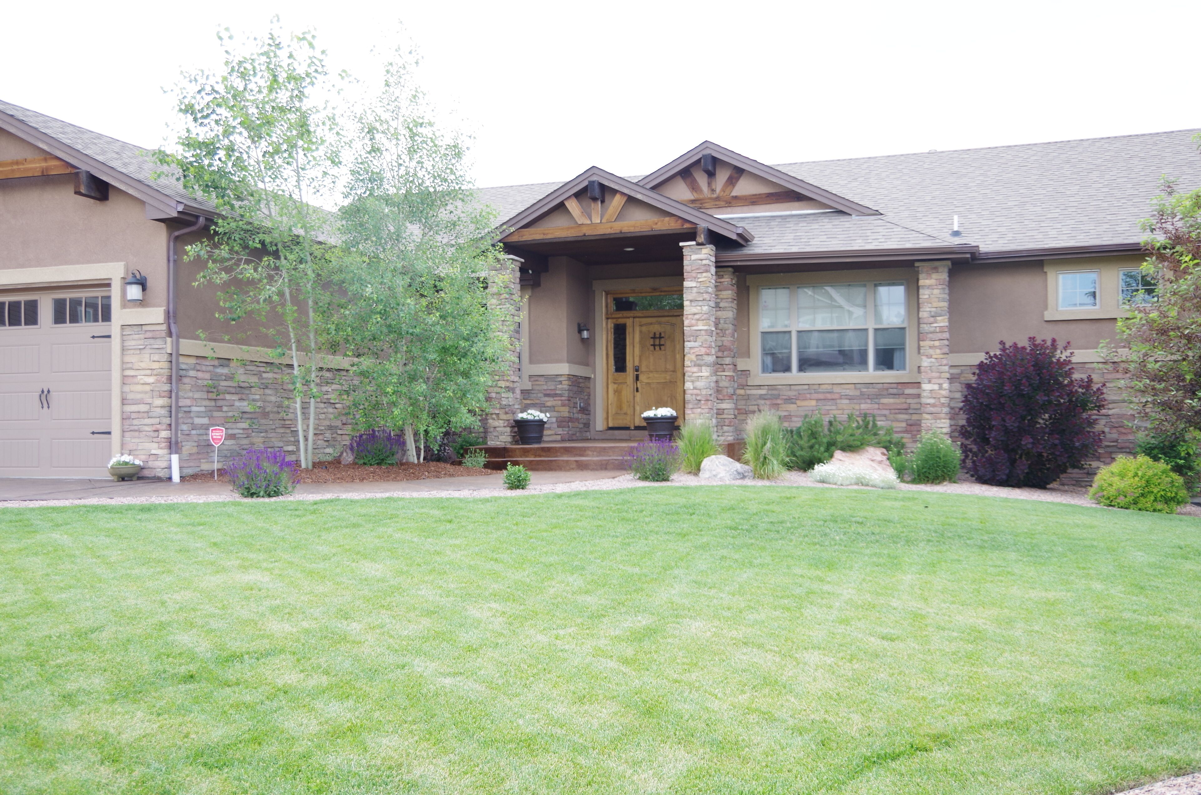 Beautiful custom home minutes from Colorado Springs, the USAFA, and Denver.