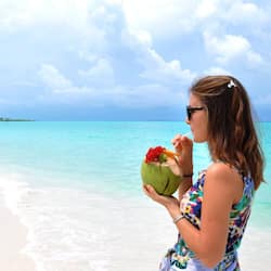 Private beach, white sand, beach umbrellas, beach towels