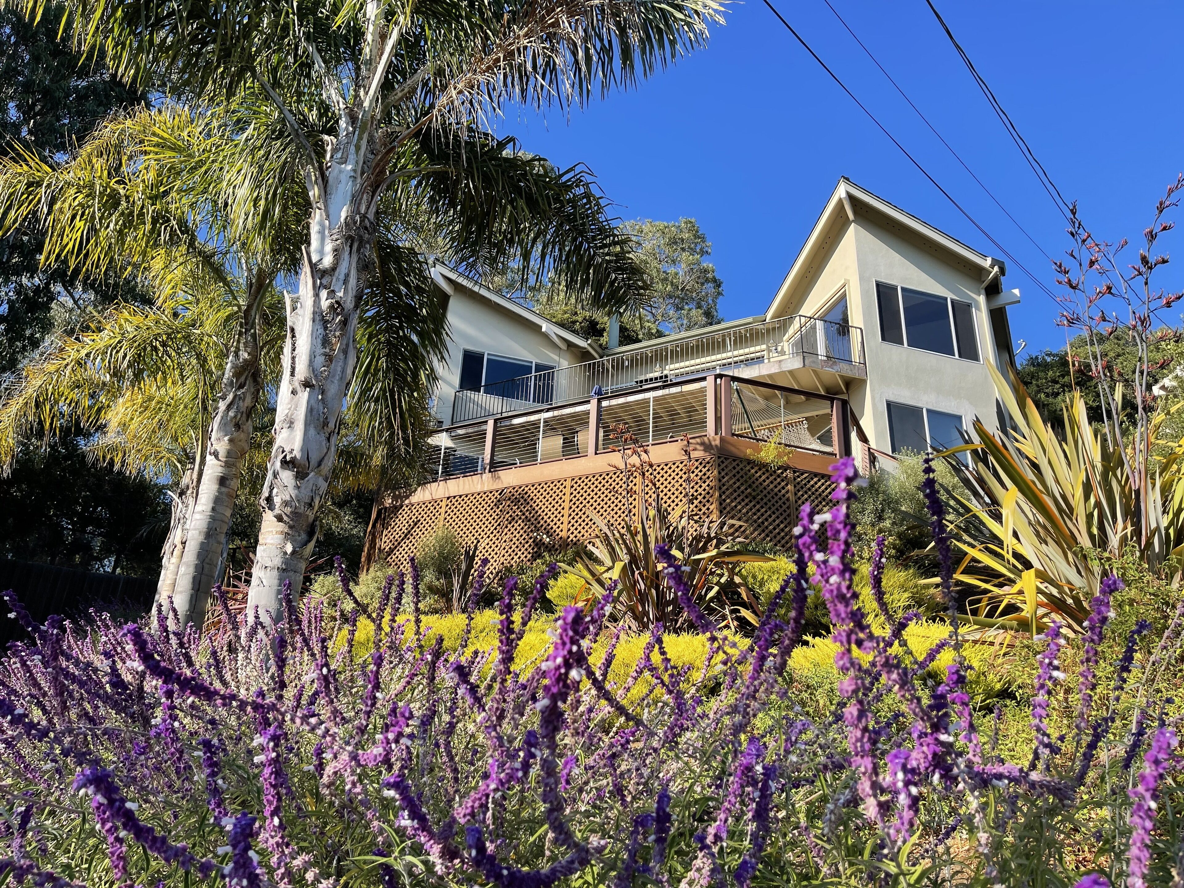 ~Relaxing Coastal Getaway~