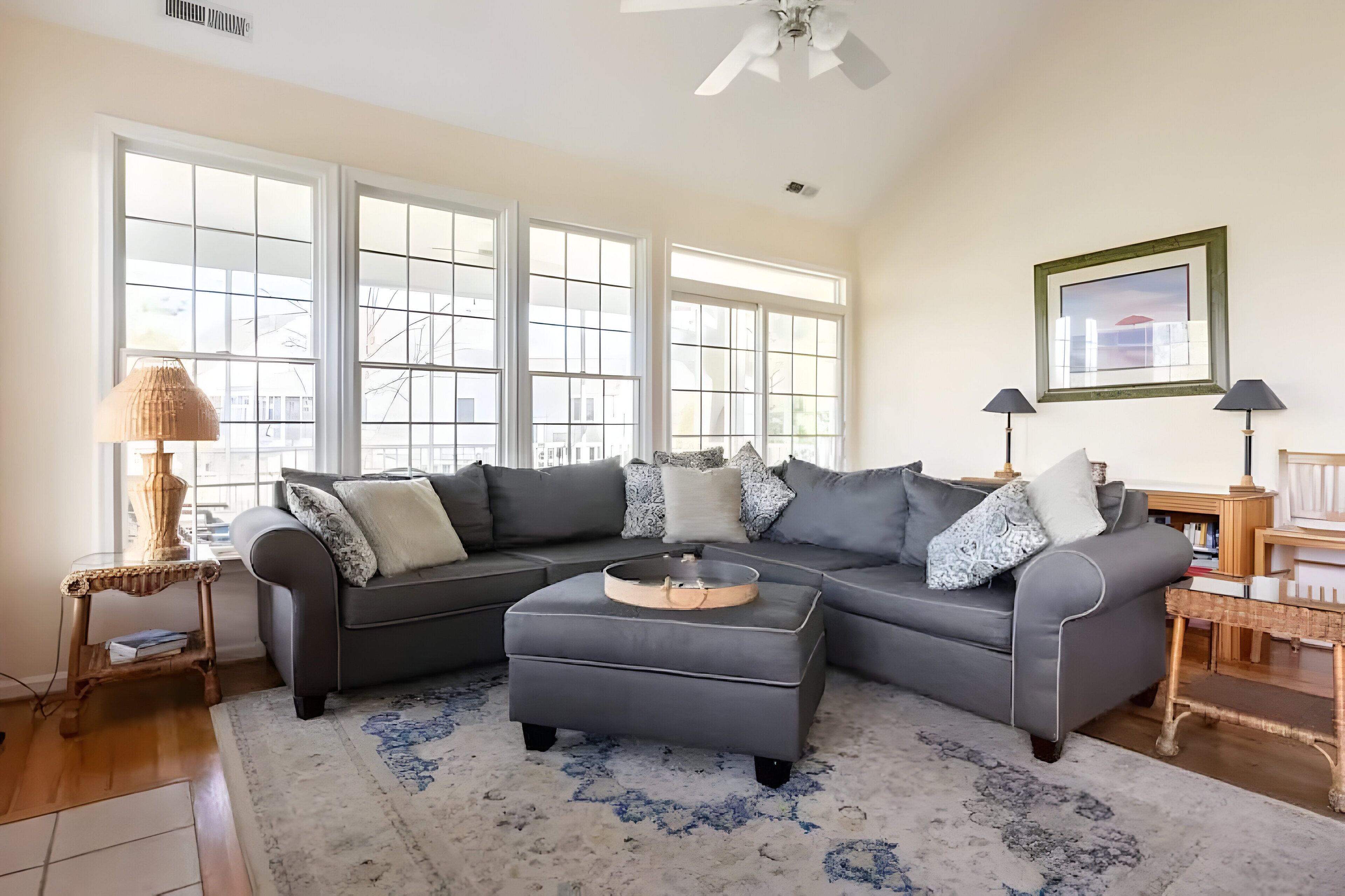 End Unit Townhome on Golf Course Cul-De-Sac with Great Sunsets & a Peloton