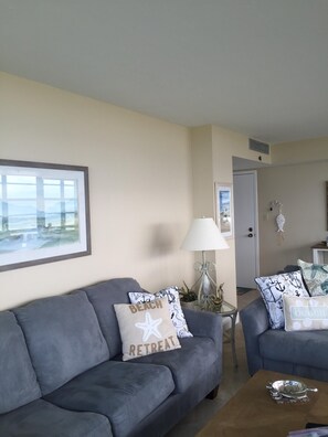 Smart TV, DVD player