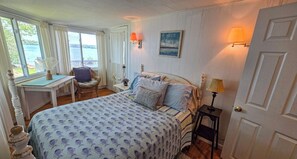 4 chambres, bureau, fer et planche à repasser, accès au Wi-Fi (inclus)