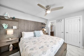 Iron/ironing board, free WiFi, bed sheets