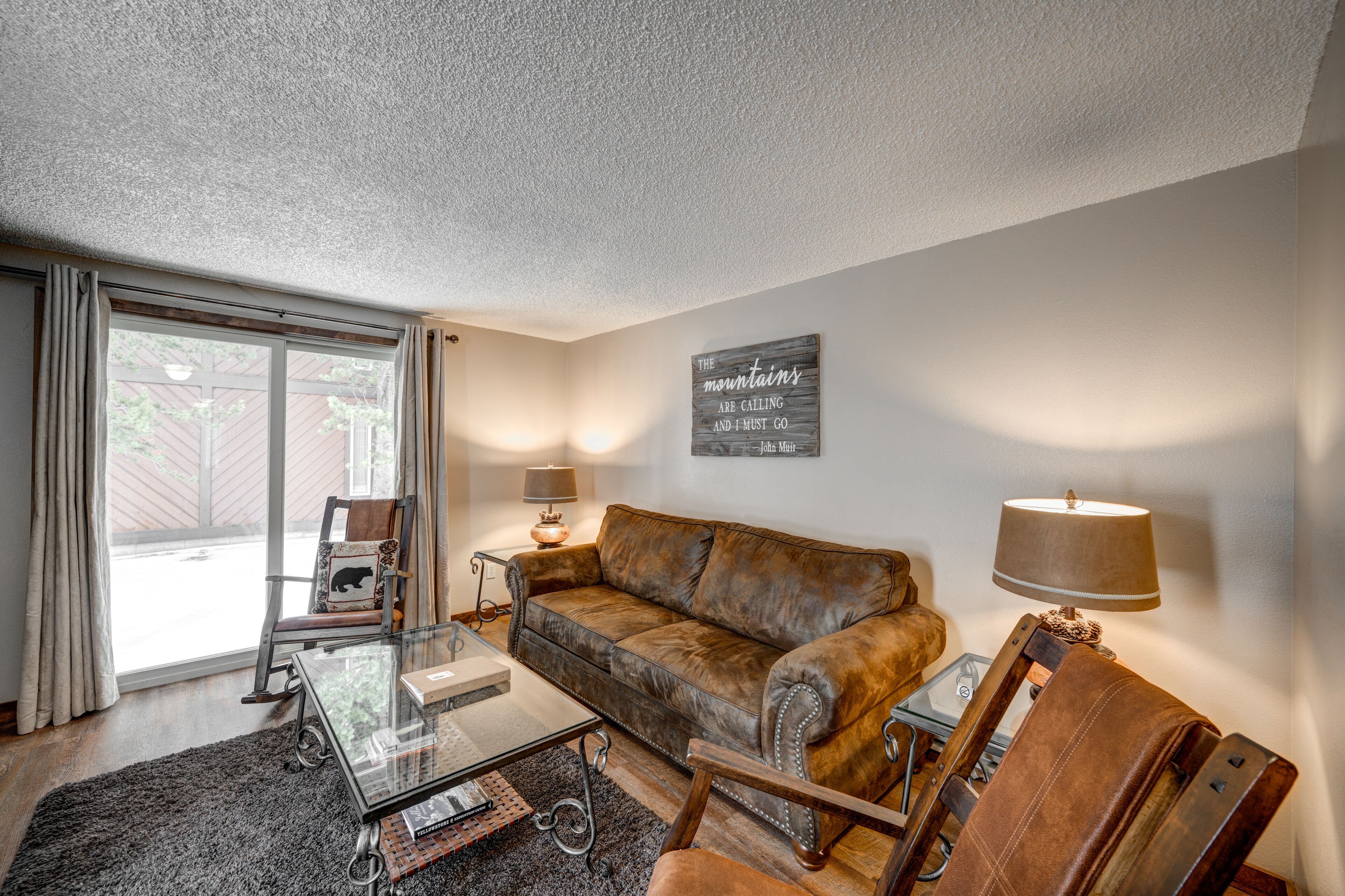 Bring the Family - 6 Blocks from West Entrance to Yellowstone! 